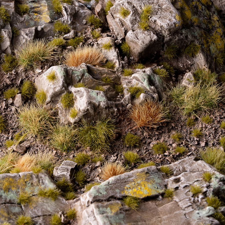 Gamers Grass: Grass Tufts Tiny Tufts - Dry Green