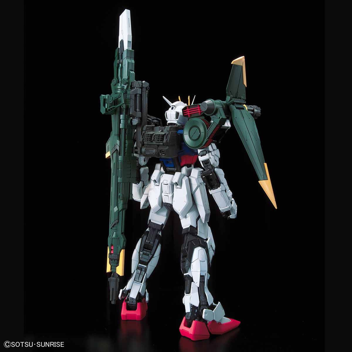 PERFECT GRADE 1/60 PERFECT STRIKE GUNDAM