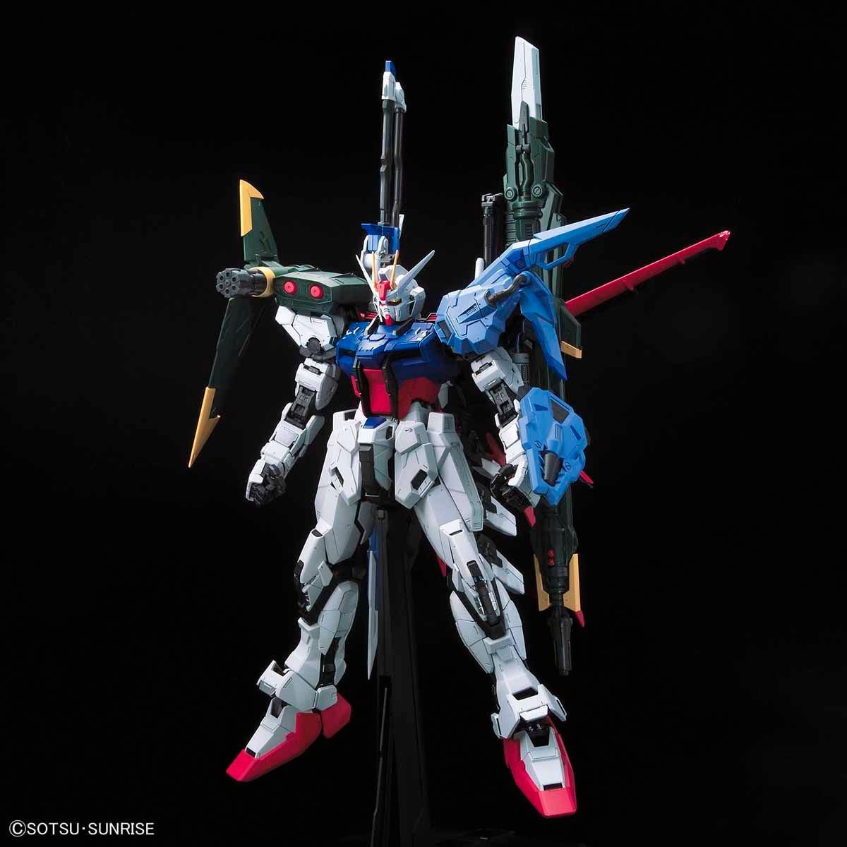 PERFECT GRADE 1/60 PERFECT STRIKE GUNDAM