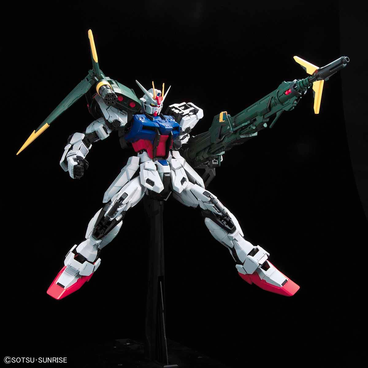 PERFECT GRADE 1/60 PERFECT STRIKE GUNDAM